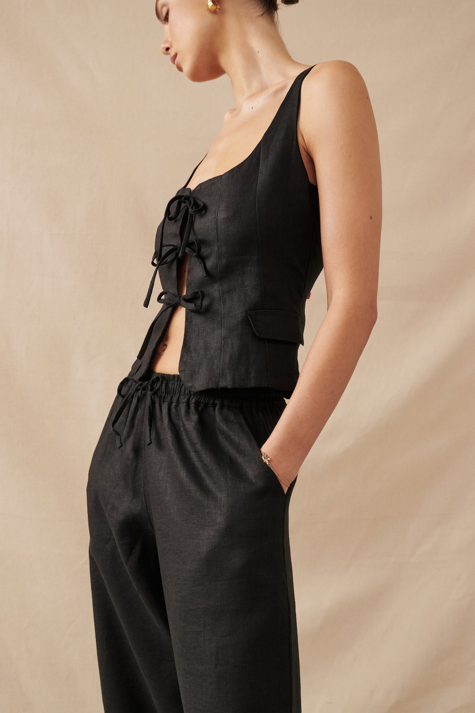LIA TROUSERS - BLACK