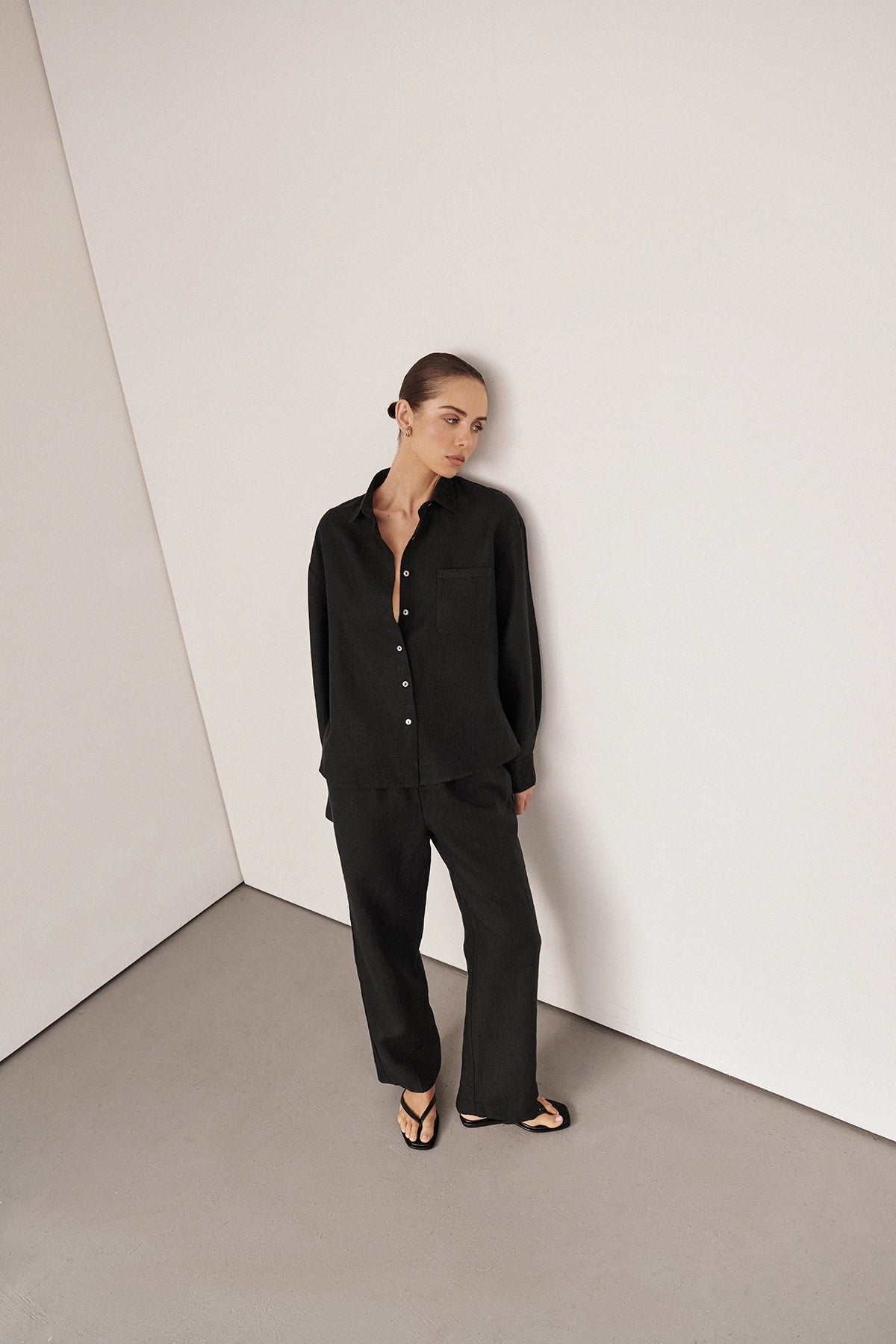 ROA LINEN TROUSERS - BLACK