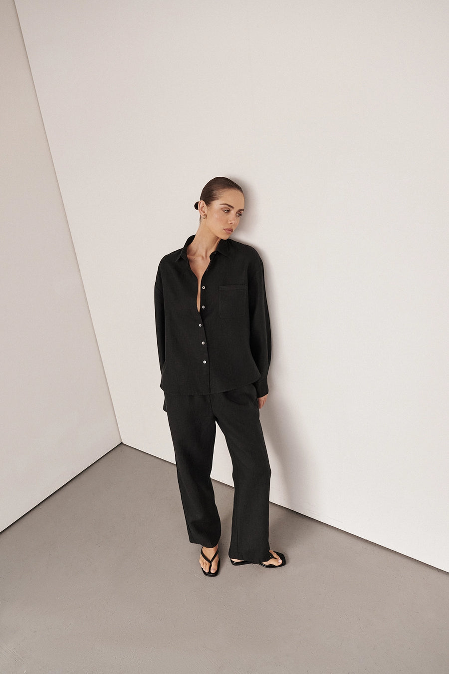 ROA LINEN TROUSERS - BLACK